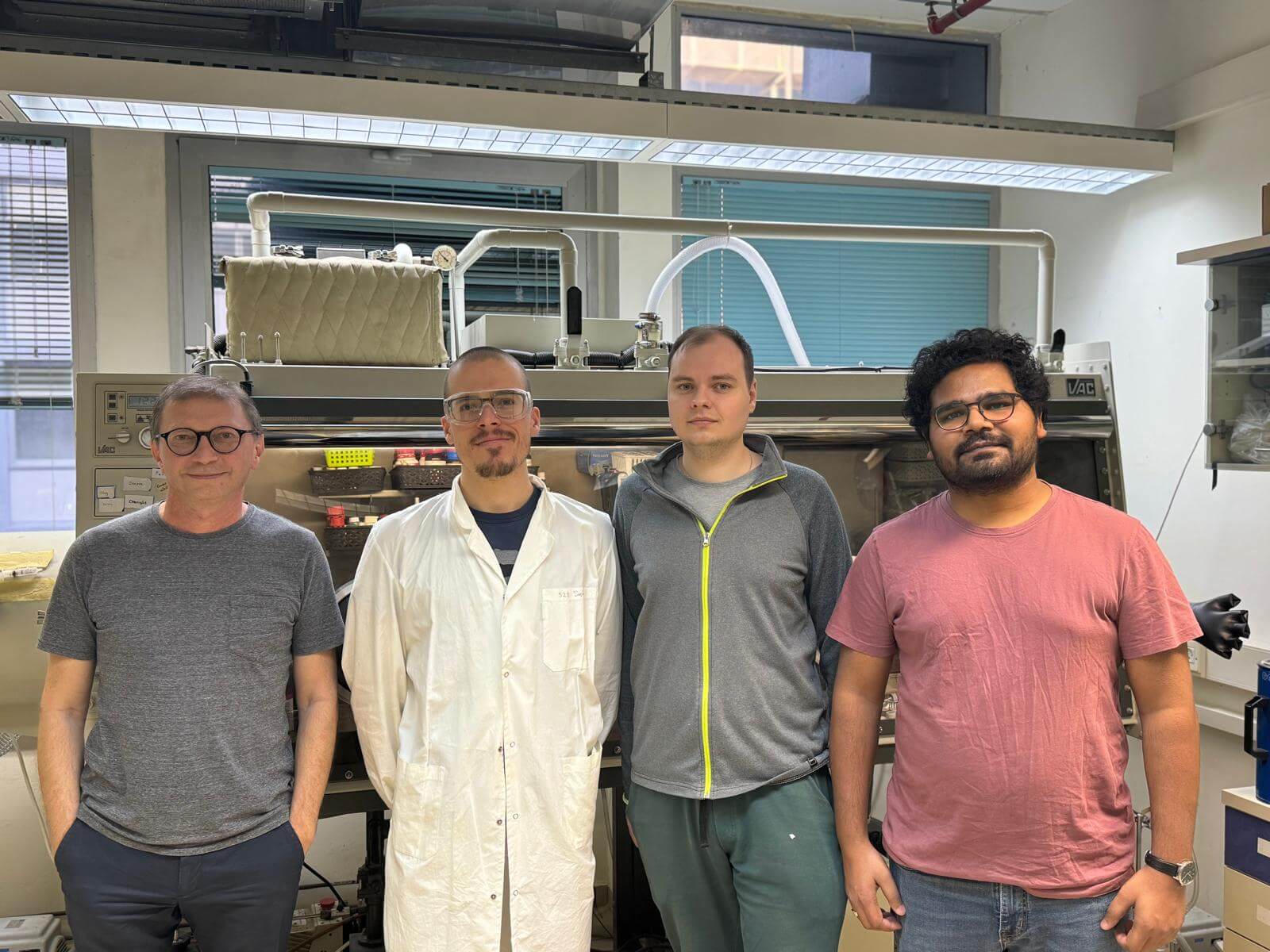 Researchers at the Schulich Faculty of Chemistry at the Technion have developed a new chemical process to produce raw materials for the manufacture of polymers, pharmaceuticals, and agricultural compounds. In a paper about the process in Nature Chemistry, the researchers detail how they developed the new process and conducted a computational analysis to explain its mechanisms and key stages
