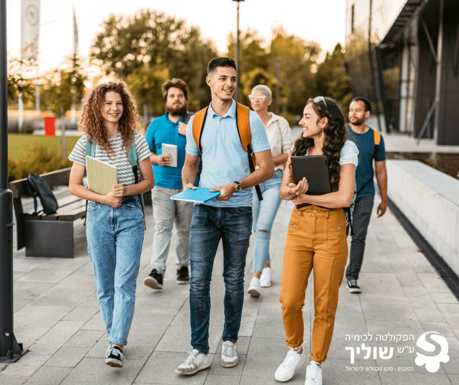 ברוכים הבאים לסמסטר חדש בפקולטה לכימיה.שנה של גילויים, למידה ומצוינות מחכה לכם כאן. מאחלים לכל הסטודנטים הצלחה, השראה והתקדמות בכל צעד בדרך המדעית שלהם!
